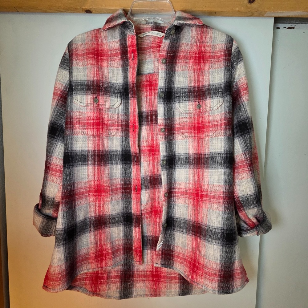 Woolrich Women's Medium Red Plaid 100% Wool Button Up Shirt